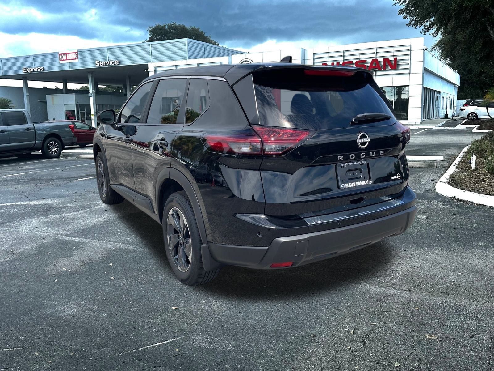 2026 Nissan Rogue SV photo 3