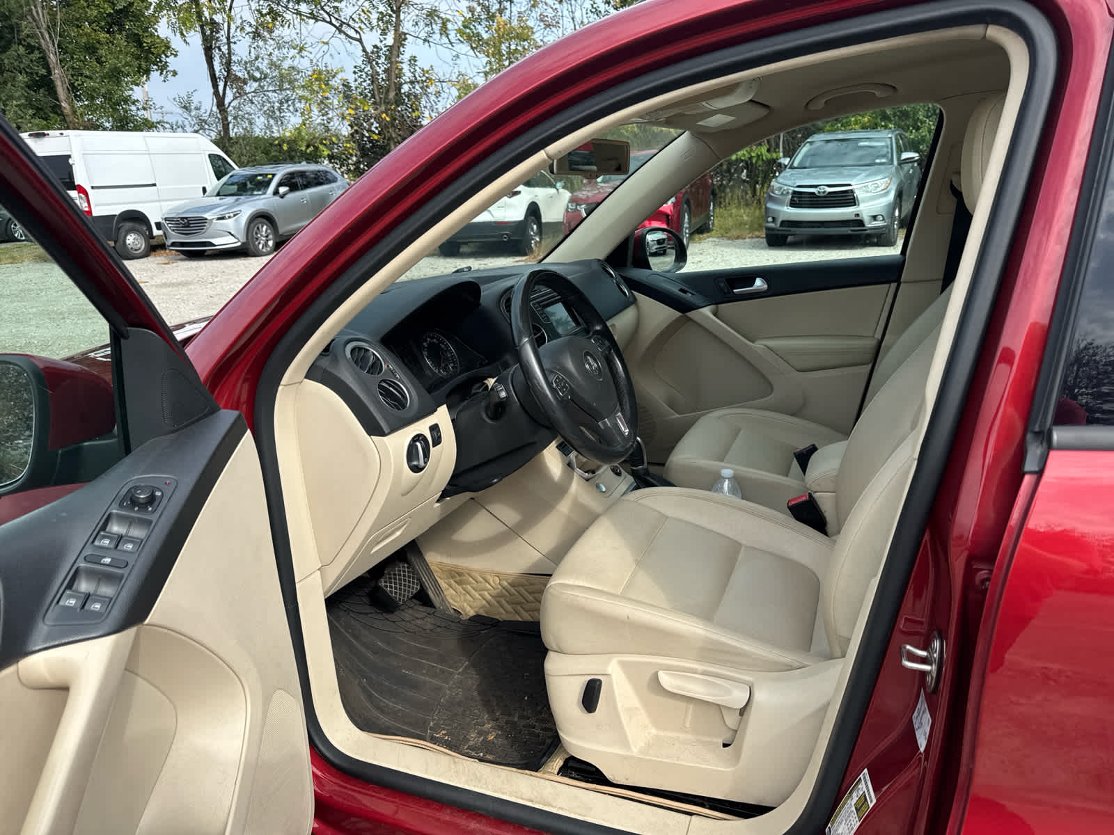 2016 Volkswagen Tiguan R-Line SEL photo 19