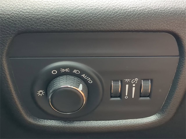 2025 Jeep Grand Cherokee Laredo X photo 24