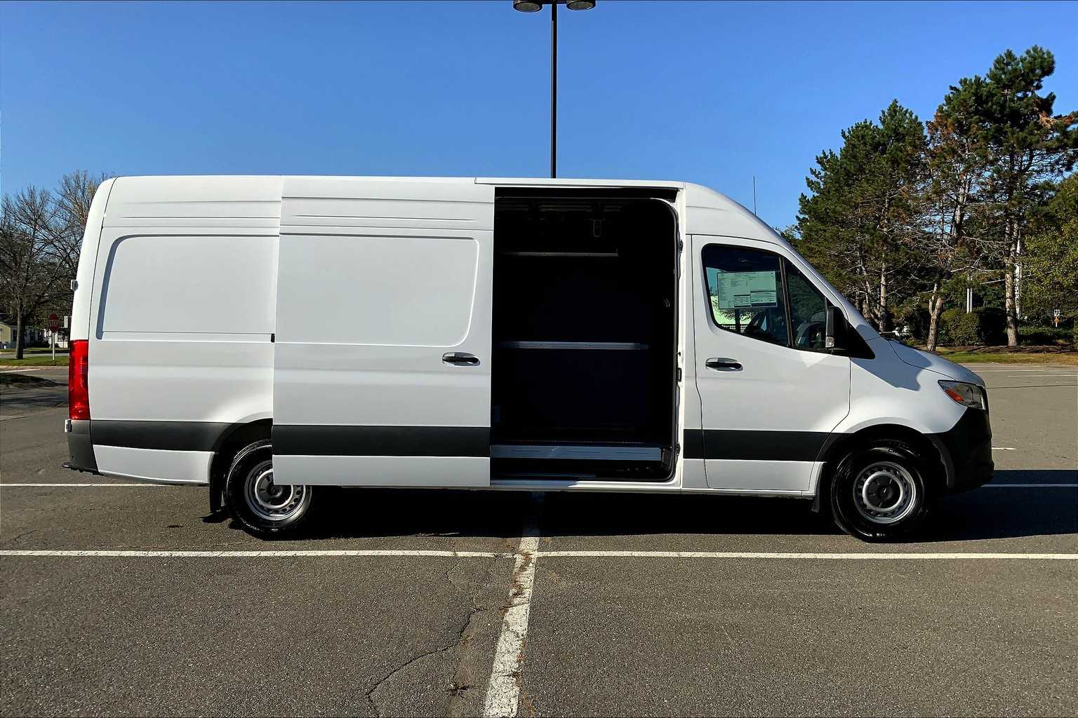 2025 Mercedes-Benz Sprinter Cargo Van Base - Photo 25