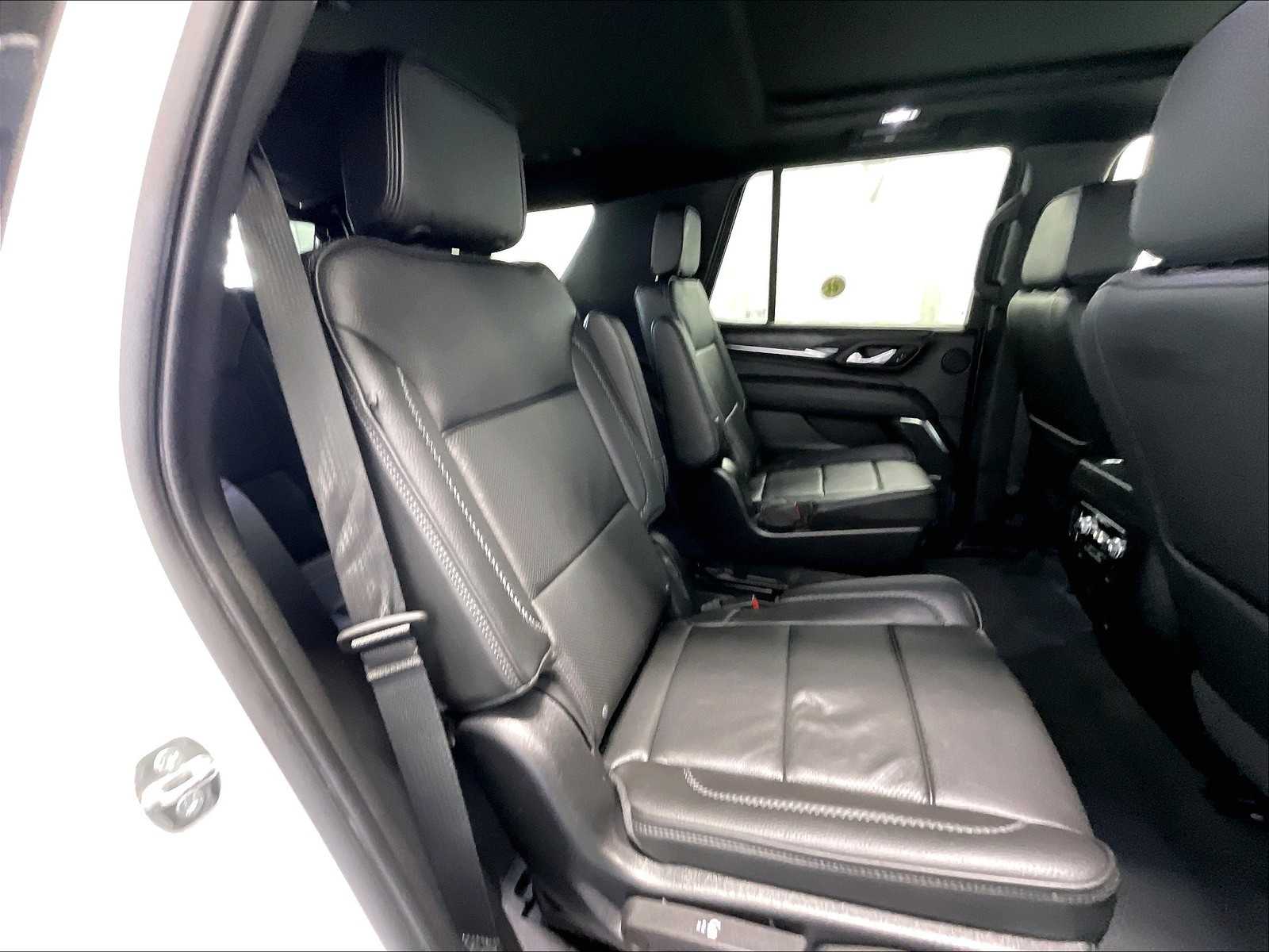 2022 Gmc Yukon Denali photo 16