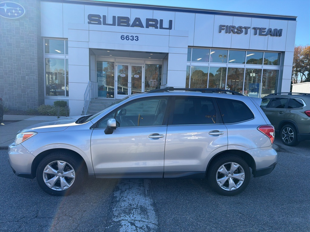 2015 Subaru Forester 2.5i Limited photo 2