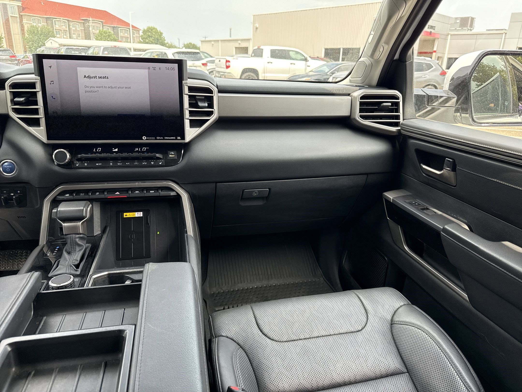 2023 Toyota Tundra Limited photo 27