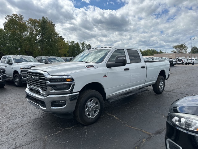 2025 Ram 2500 Tradesman photo 4