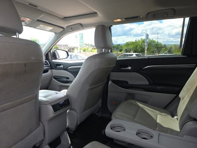 2017 Toyota Highlander Hybrid Limited photo 6