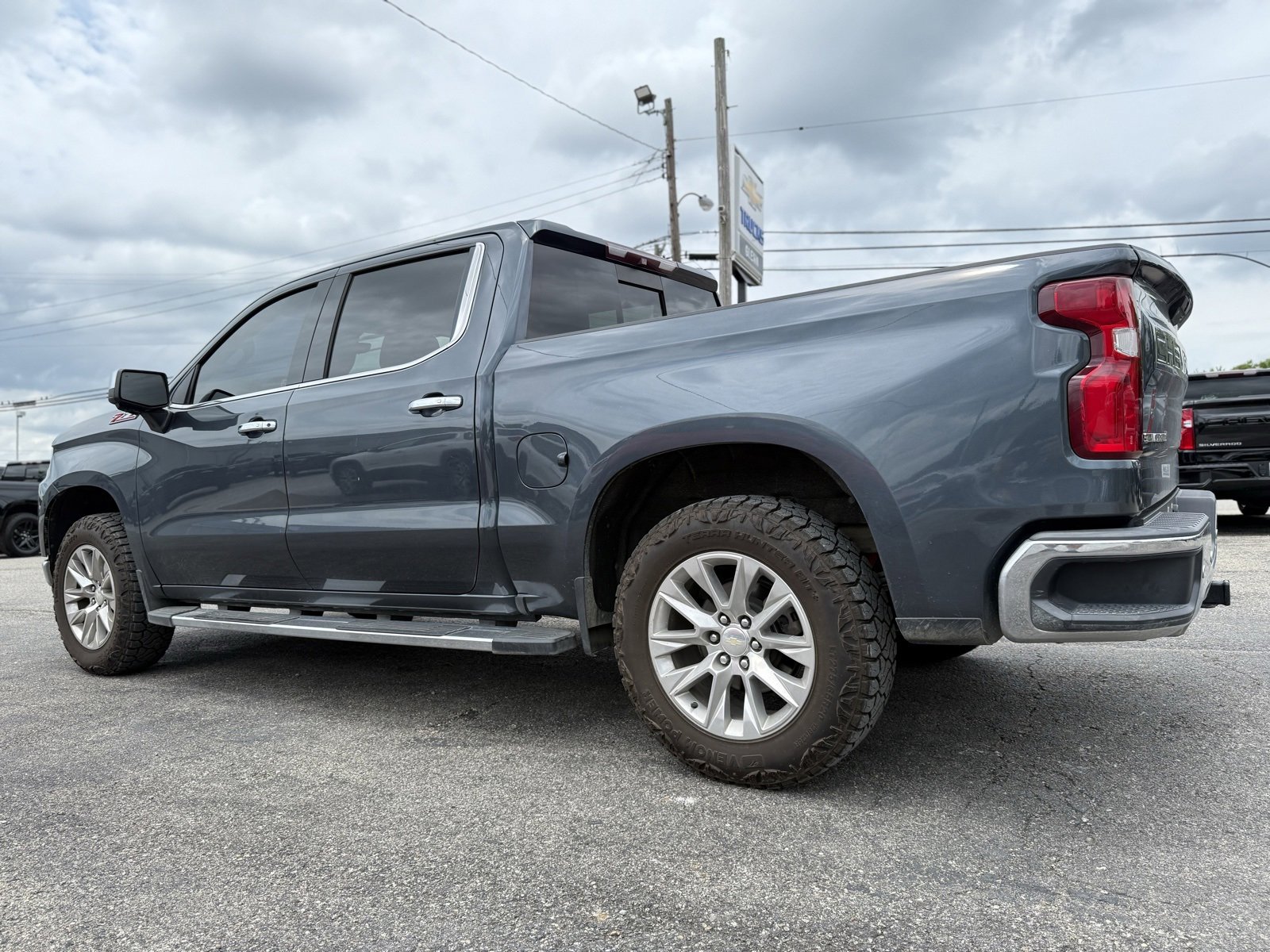 2019 Chevrolet Silverado 1500 LTZ photo 5