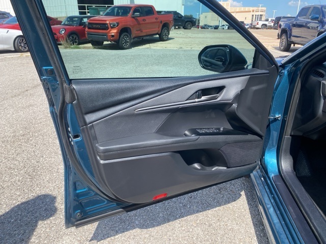 2025 Toyota Camry SE photo 19