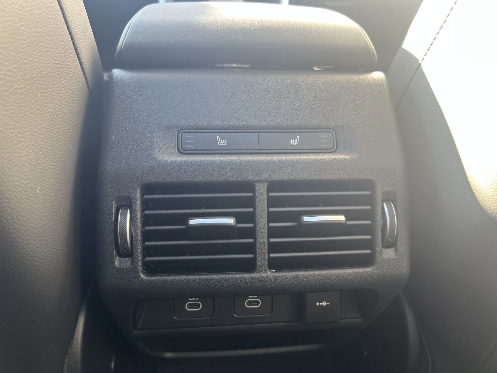 2025 Land Rover Discovery Sport S photo 22