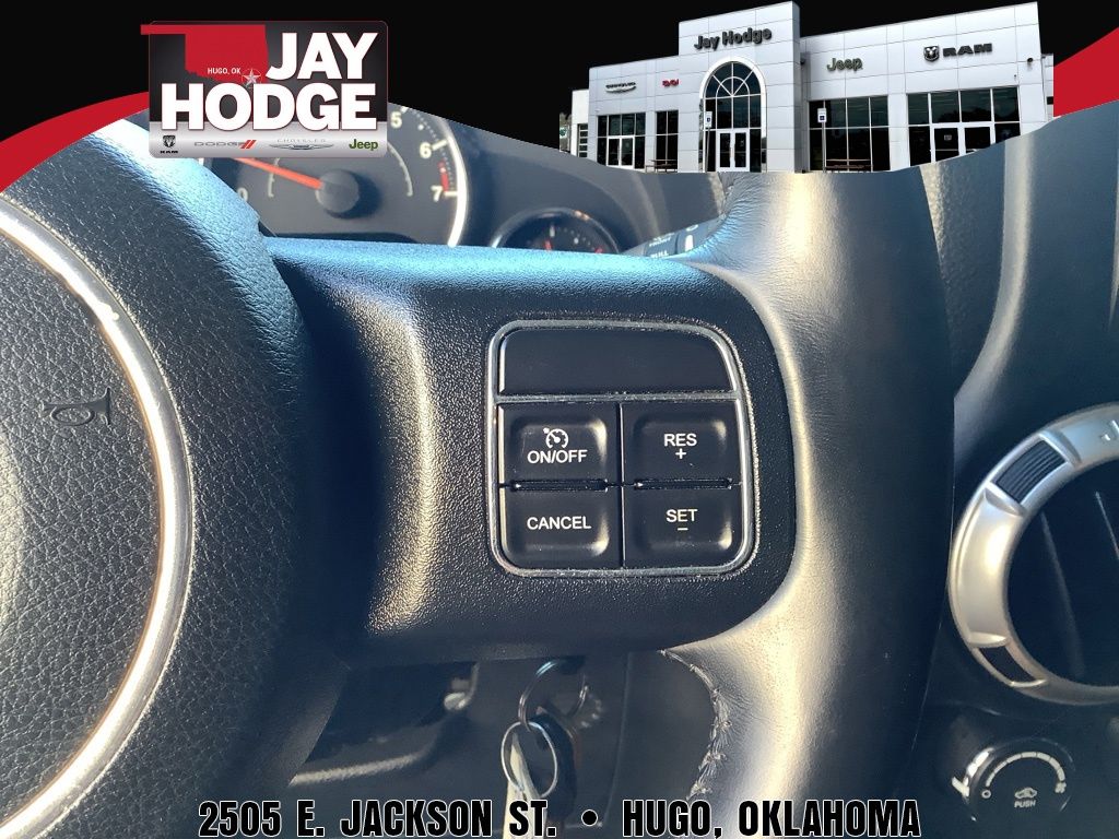 2017 Jeep Wrangler Unlimited Rubicon photo 10