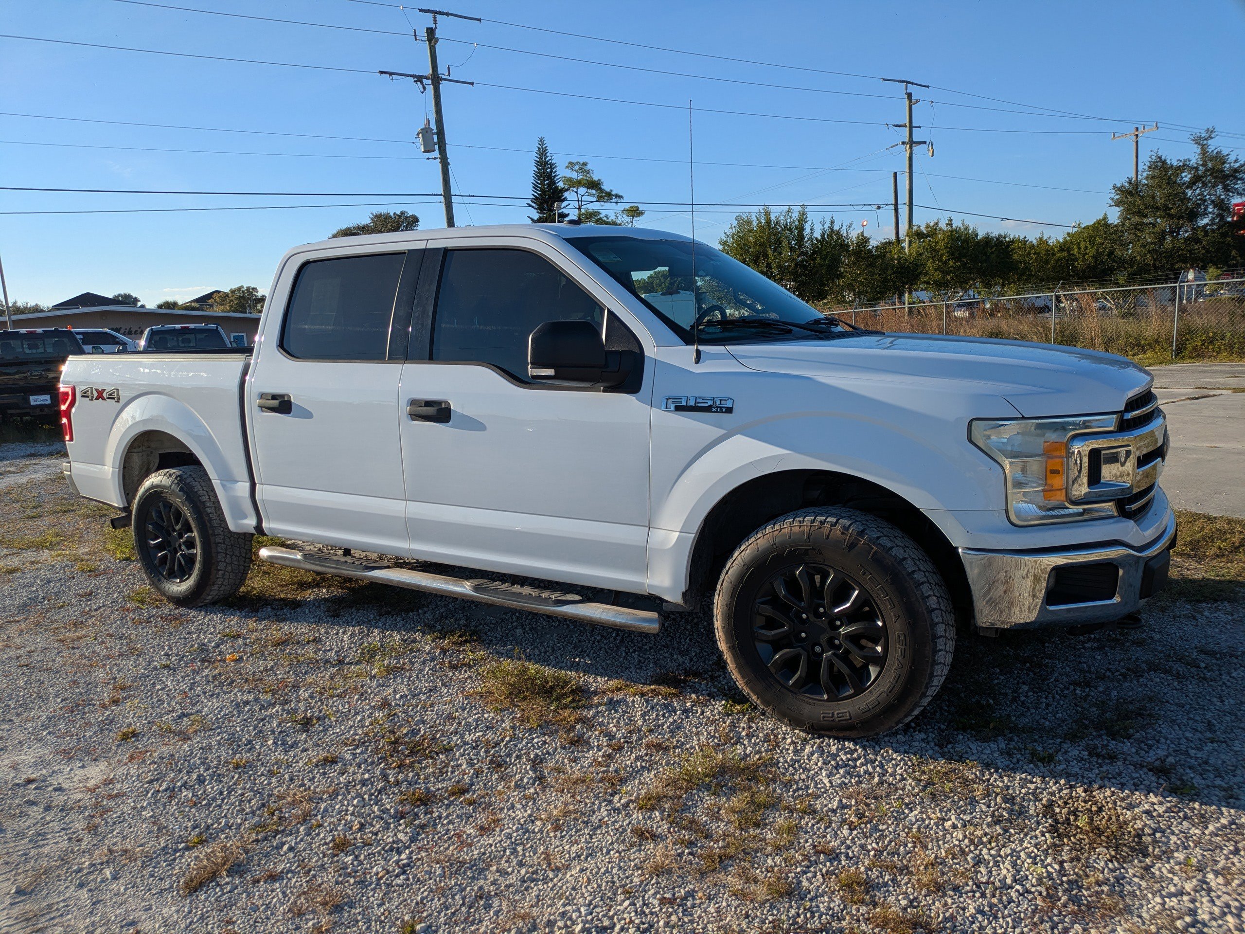 2018 Ford F-150 XLT photo 2
