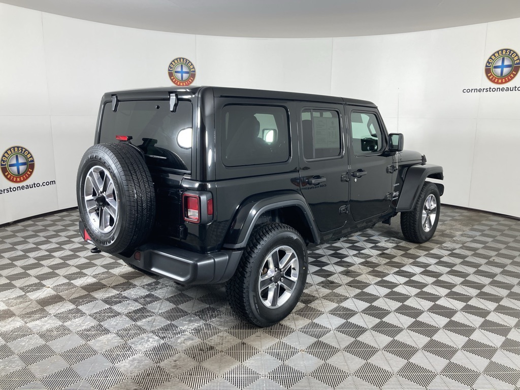 2023 Jeep Wrangler Sahara photo 16