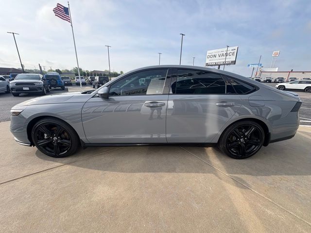 2023 Honda Accord Hybrid Sport-L photo 2