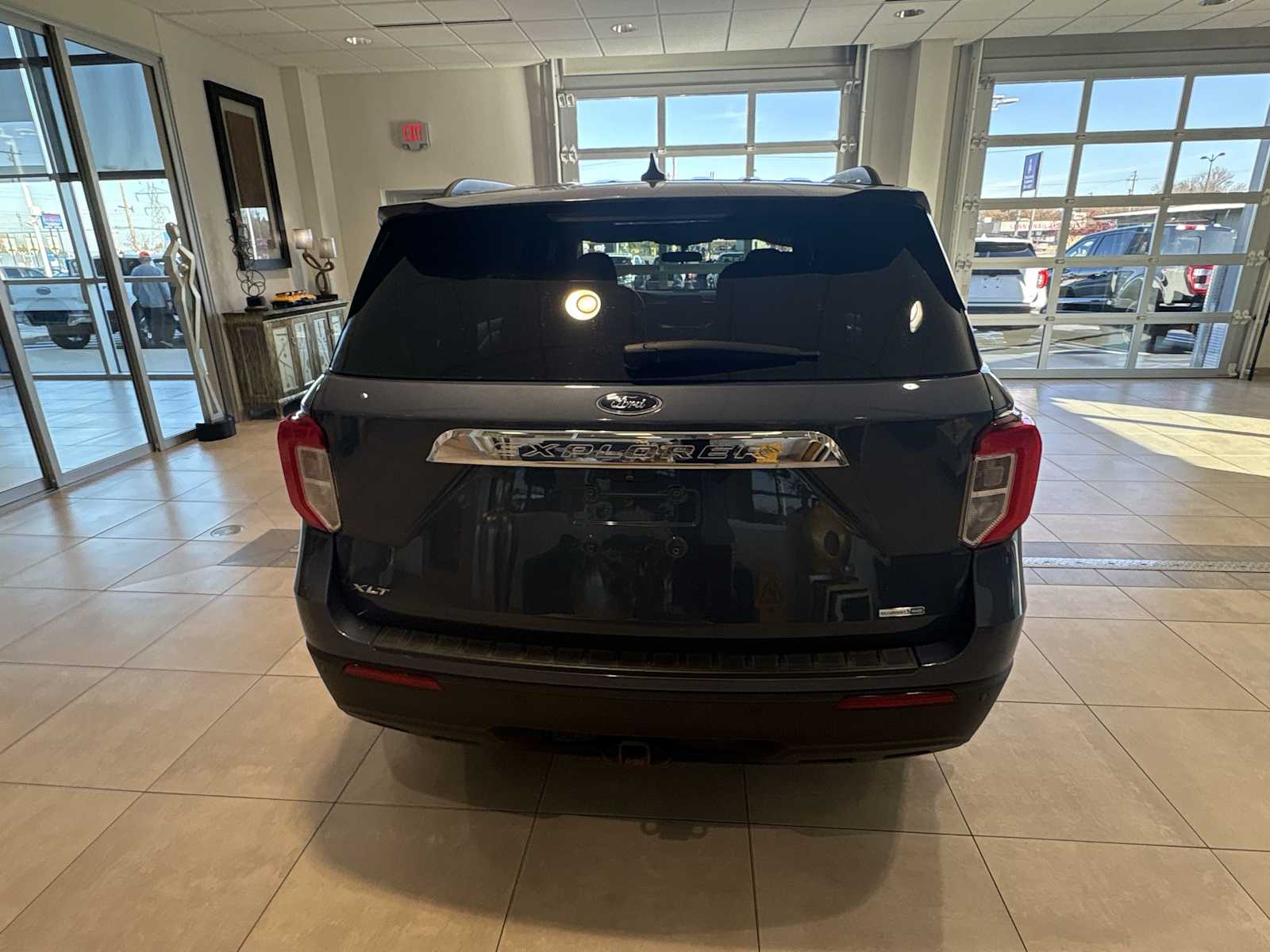 2021 Ford Explorer XLT photo 4