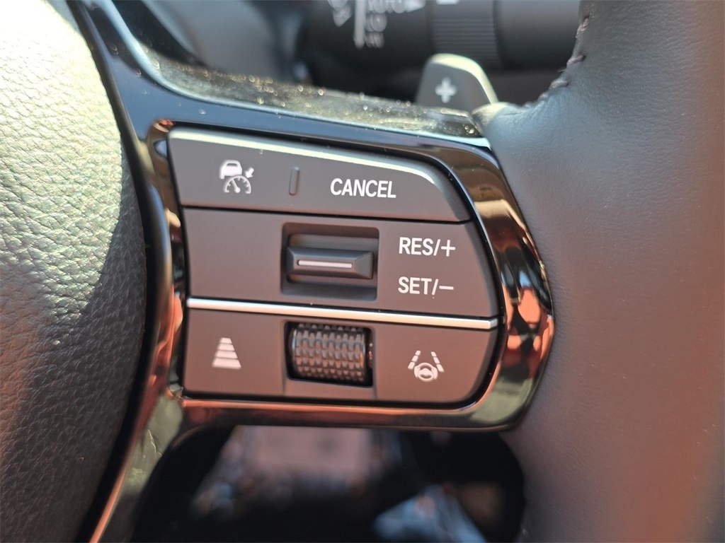 2025 Honda Accord Touring photo 24