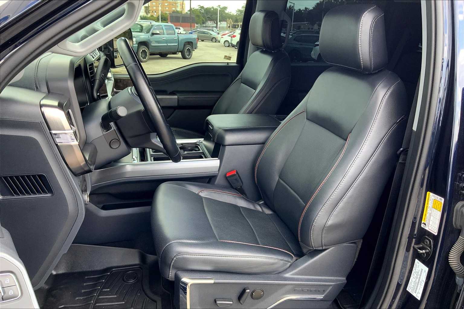 2023 Ford F-250 photo 14