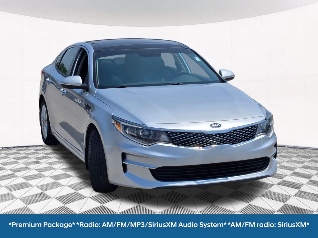 2018 Kia Optima EX photo 3