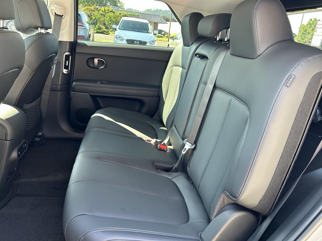 2025 Hyundai Ioniq 5 SE Standard Range photo 24