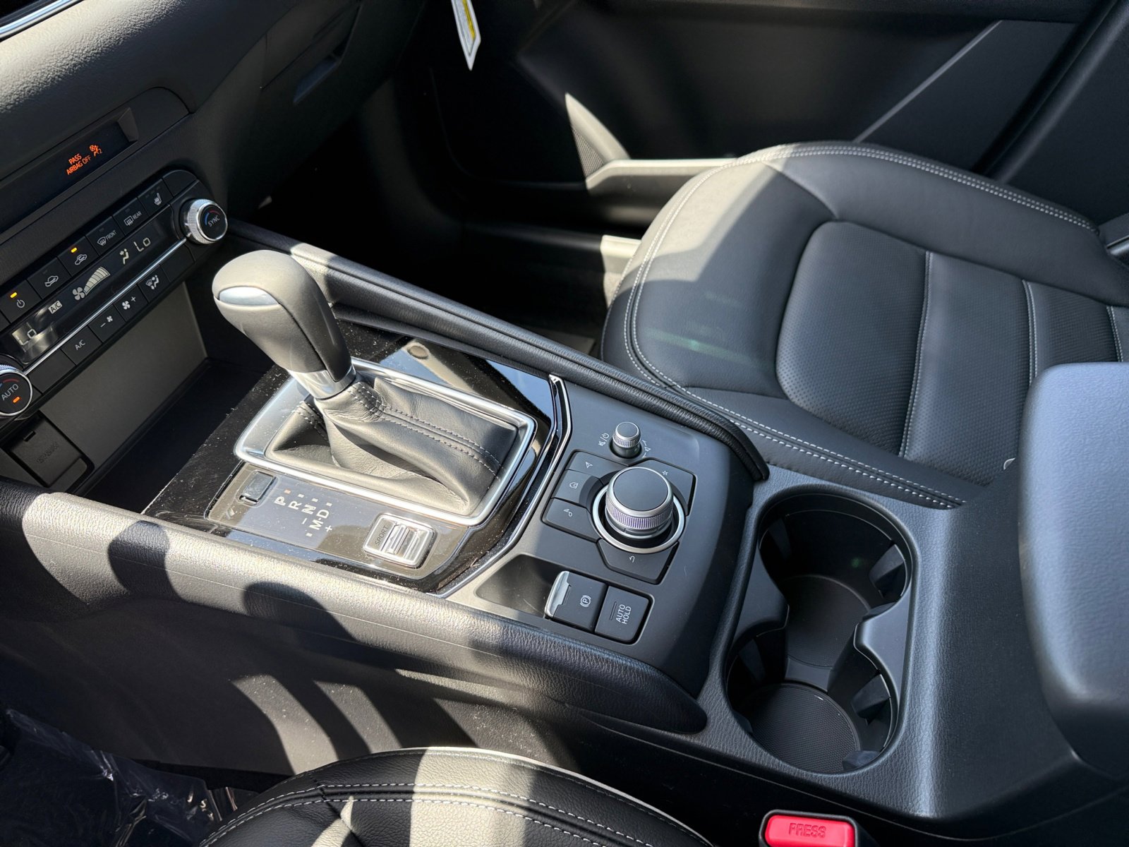 2025 Mazda CX-5 2.5 S Preferred photo 13