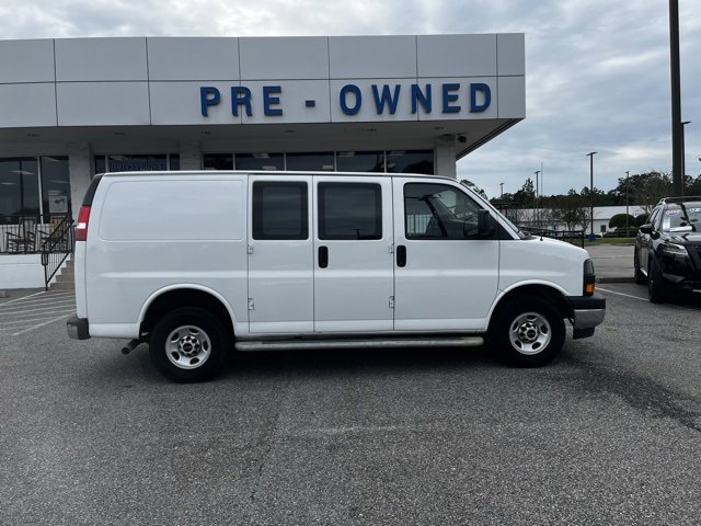 2023 Gmc Savana 2500 Cargo photo 3