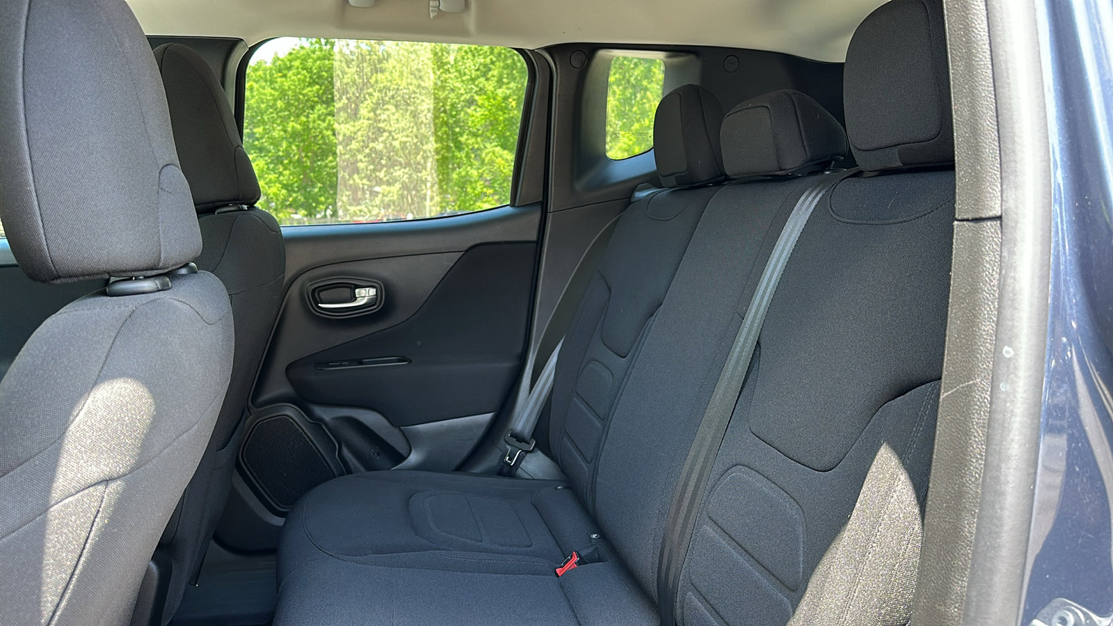 2021 Jeep Renegade Latitude photo 22