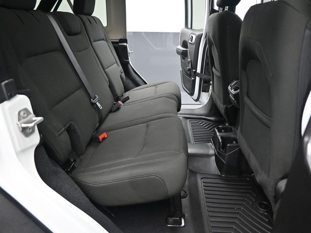 2019 Jeep Wrangler Unlimited Sport photo 25