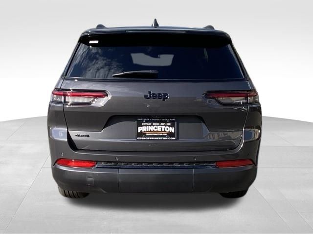 2025 Jeep Grand Cherokee Altitude X photo 2