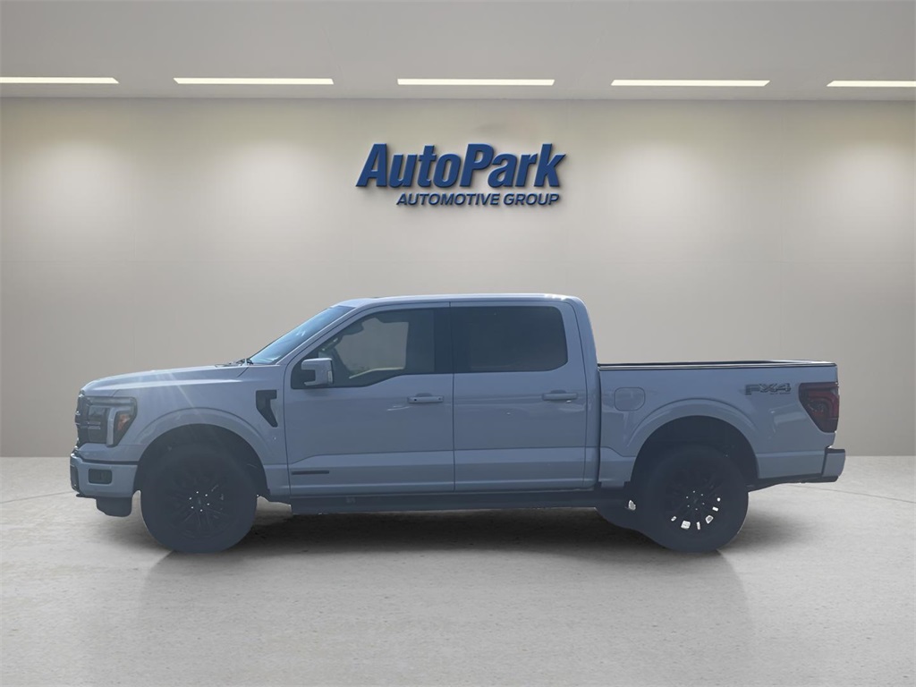 2025 Ford F-150 Lariat photo 2
