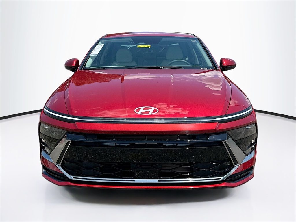 2025 Hyundai Sonata SEL photo 2