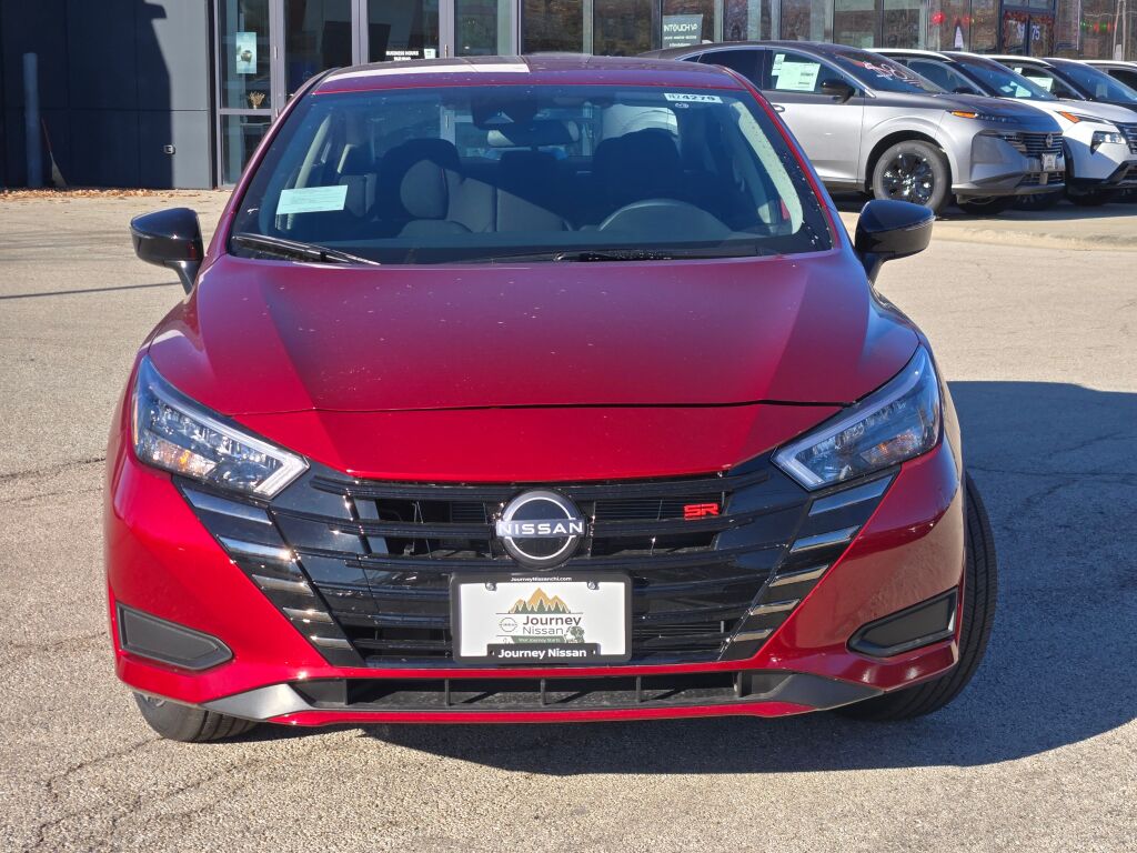 2025 Nissan Versa SR photo 3