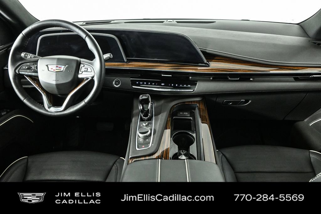 2022 Cadillac Escalade Premium Luxury photo 17