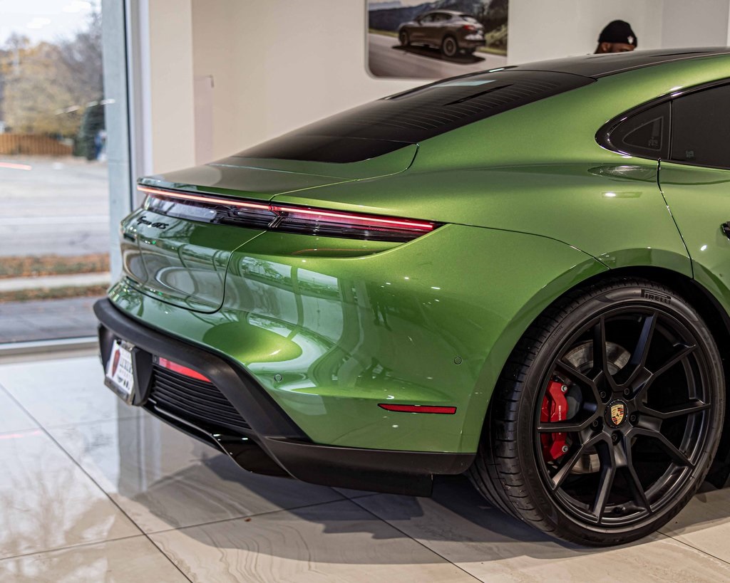 2023 PORSCHE TAYCAN - Image 13