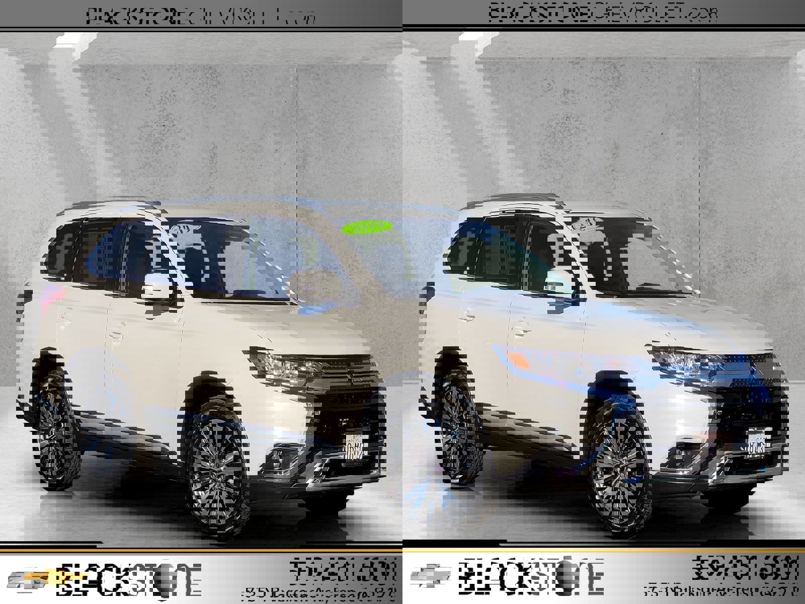 2019 Mitsubishi Outlander SEL's photo