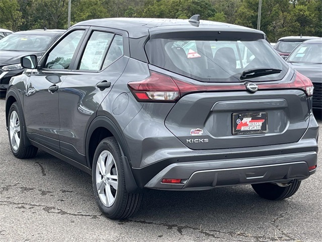 2025 Nissan Kicks Play S photo 4
