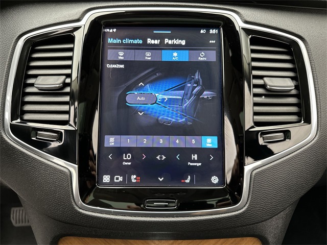 2025 Volvo XC90 T8 AWD Plus photo 10