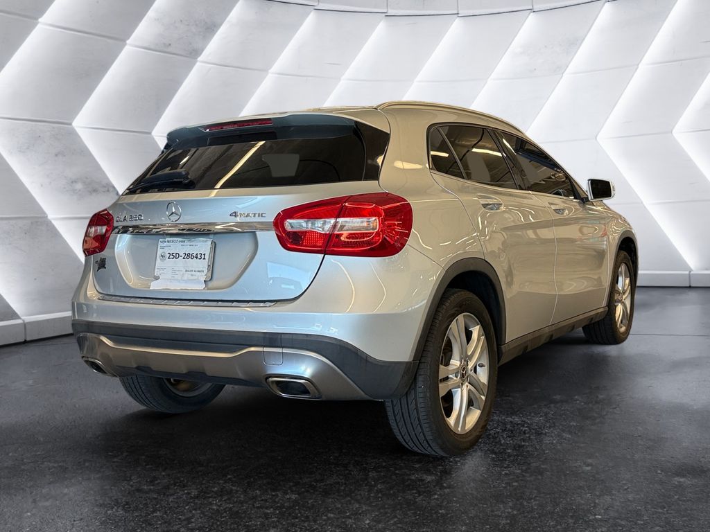 2019 Mercedes Benz GLA 250 4MATIC photo 4