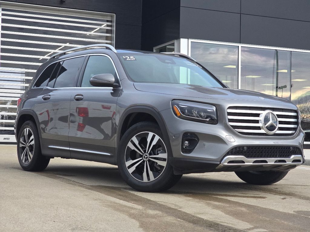 2025 Mercedes-Benz GLB