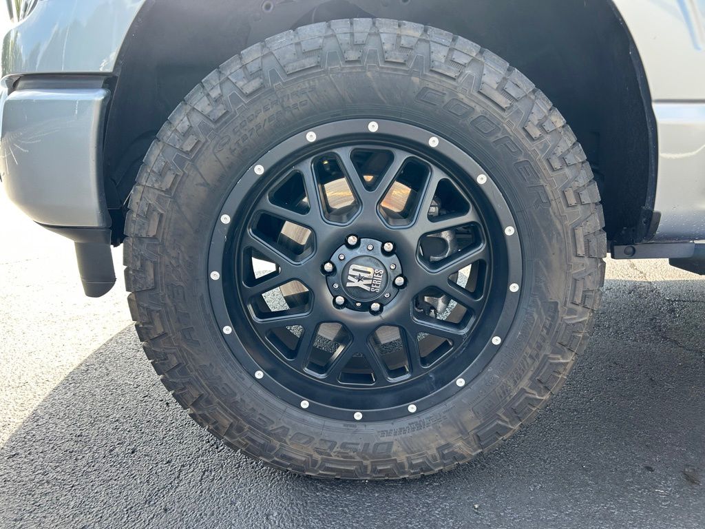 2023 Ford F-150 Lariat photo 10