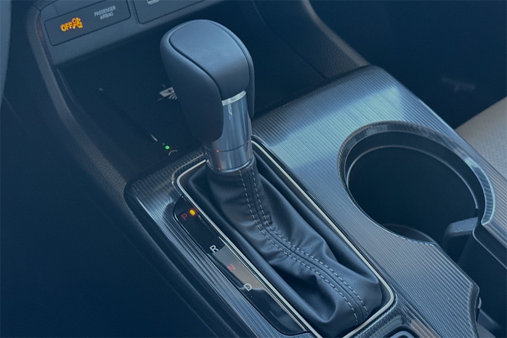 2025 Honda Civic Sport Touring photo 19
