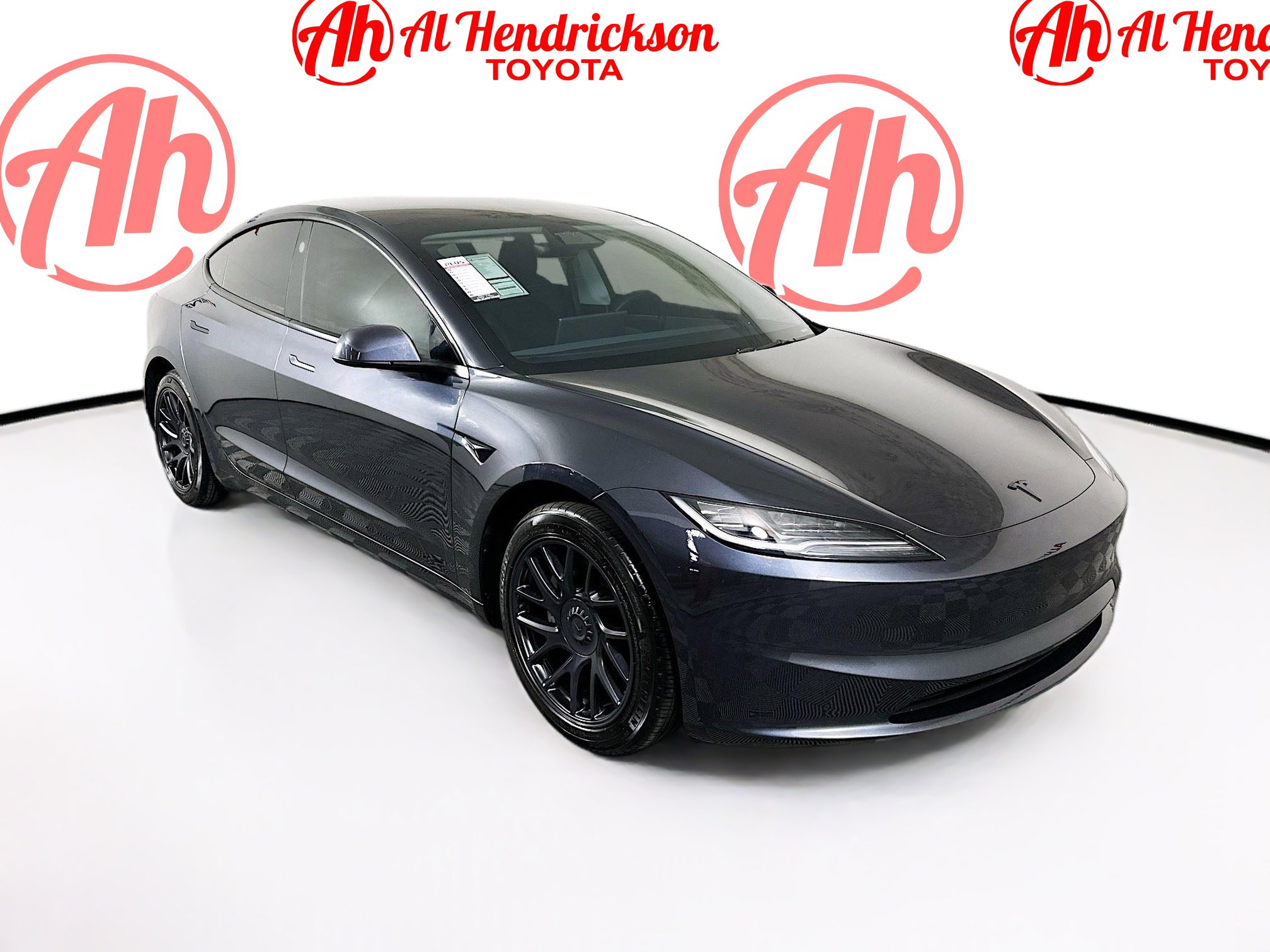 2025 Tesla Model 3 Performance's photo