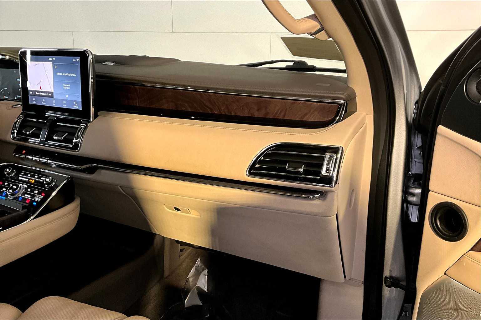 2020 Lincoln Navigator Reserve photo 18
