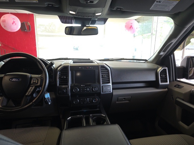 2019 Ford F-150 XLT photo 8