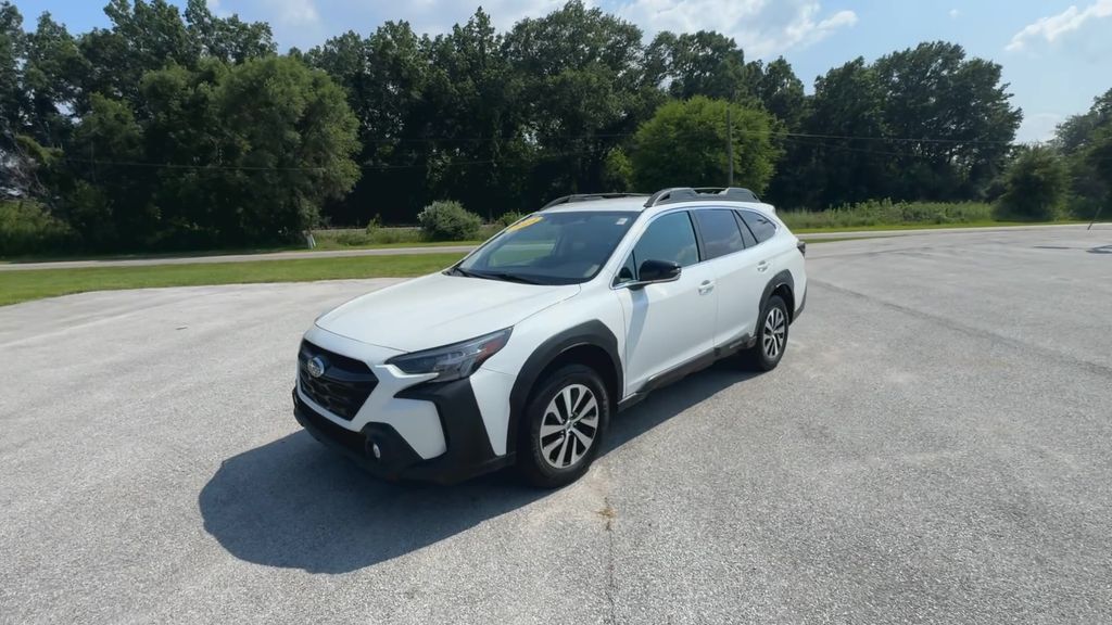 2023 Subaru Outback Premium photo 4