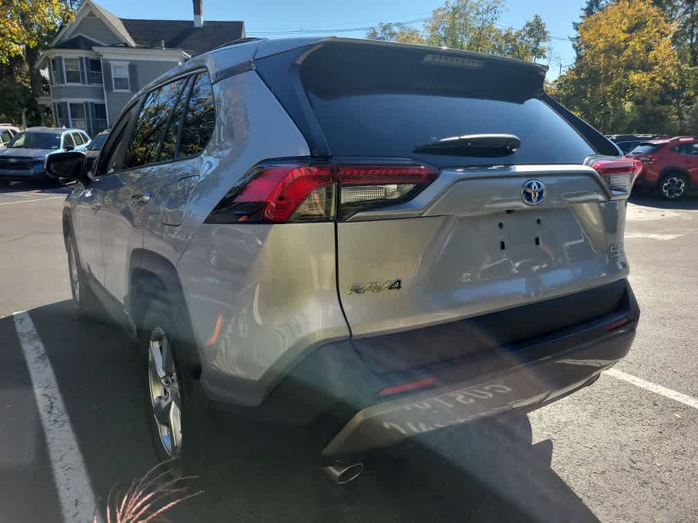 2019 Toyota RAV4 Hybrid Limited photo 4