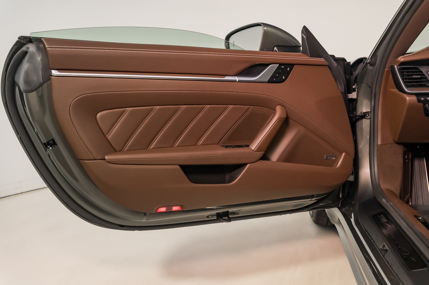 2024 Porsche 911 4 GTS photo 24