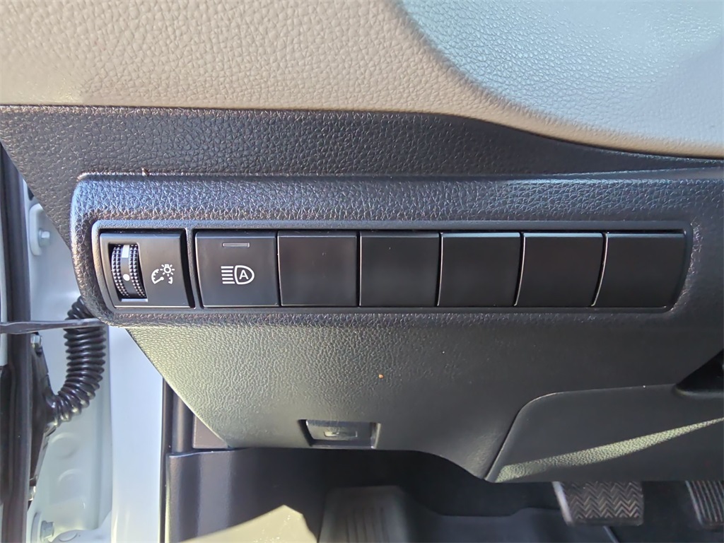 2023 Toyota Corolla LE photo 20