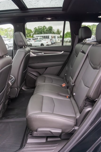 2023 Cadillac XT6 Sport photo 7