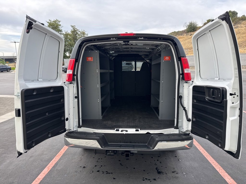 2025 Chevrolet Express Cargo 2500 Work Van photo 4