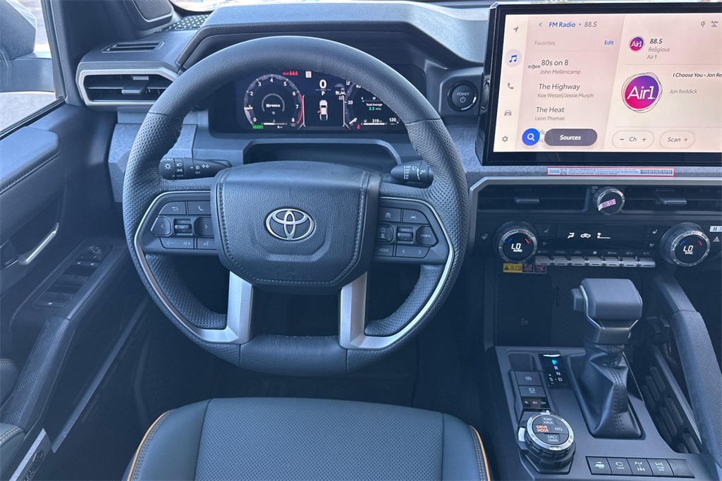 2025 Toyota Tacoma Trailhunter photo 14