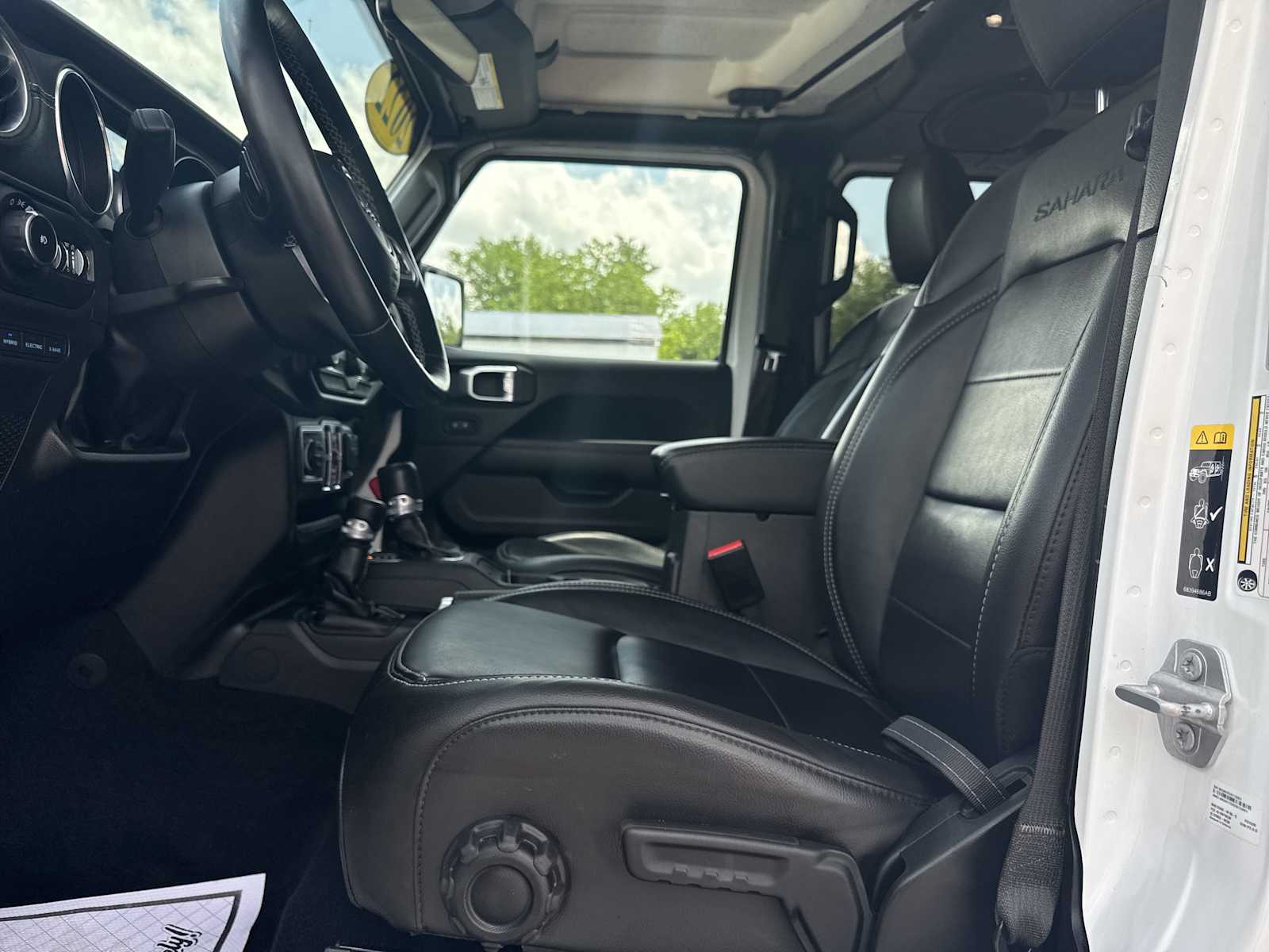 2022 Jeep Wrangler 4xe Unlimited Sahara photo 17