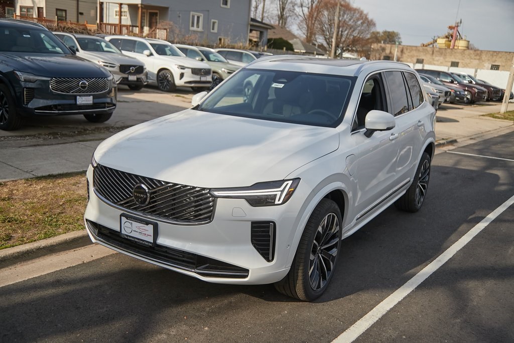 2025 VOLVO XC90 - Image 5